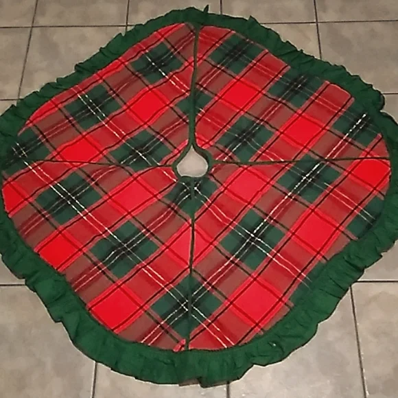 Plaid tree skirt - Picture 3 of 4